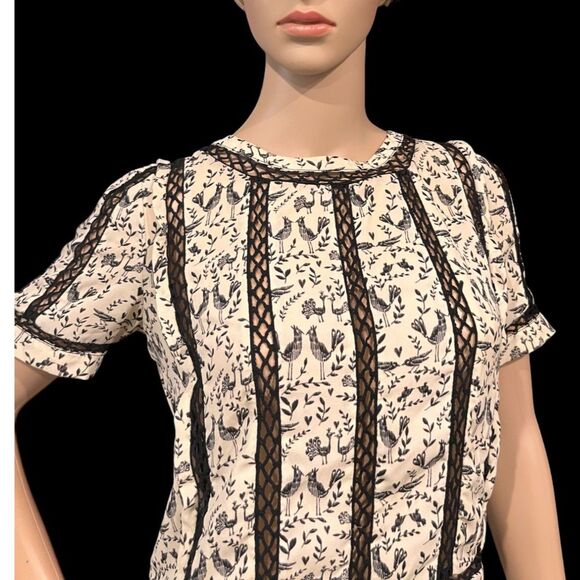ANTHROPOLOGIE Meadow Rue Blouse Love Bird Print Crochet Lace Sz XS - Picture 3 of 10